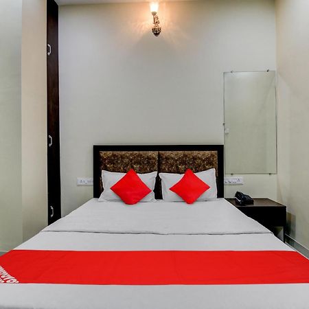 Super Hotel O The Shloka Bhopál Kültér fotó