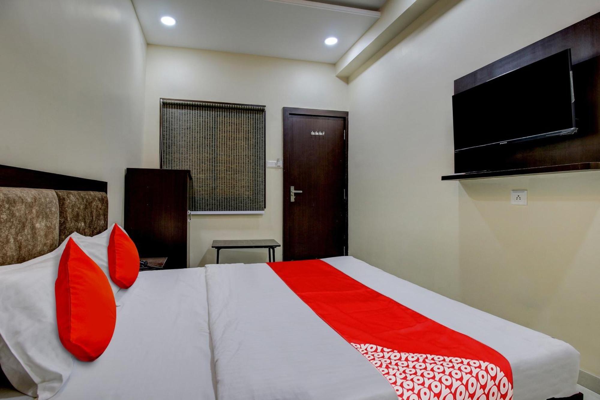 Super Hotel O The Shloka Bhopál Kültér fotó